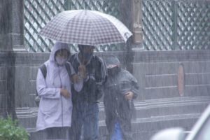 Torrenciales lluvias cubrirán la zona centro y sur del país