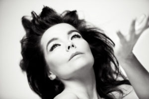 Björk lanza ‘Atopos’ su nuevo single perteneciente al álbum Fossora