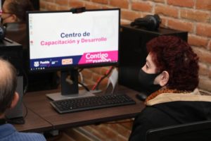 Eduardo Rivera inaugura Centro de Capacitación y Desarrollo para Adultos Mayores