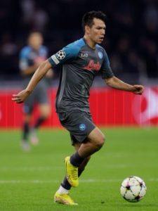 El Napoli del Chucky Lozano arrasa en la champions league