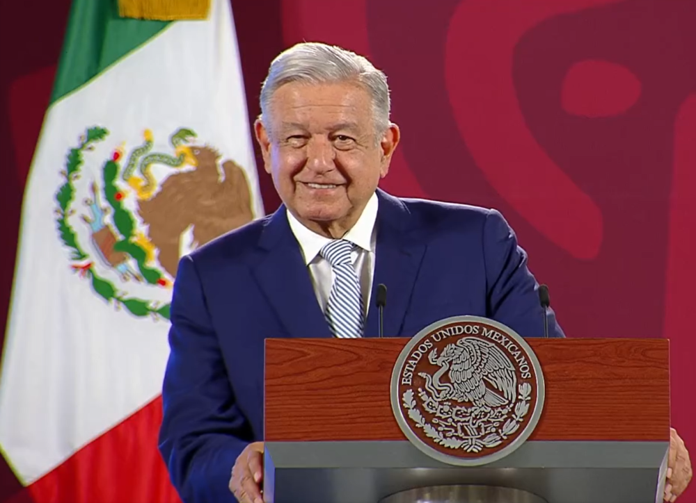 La línea (ilegal) de AMLO para arrasar en 2024