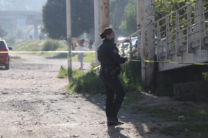 Hombre pierde la vida luego de caer desde un puente peatonal en Rivera Anaya