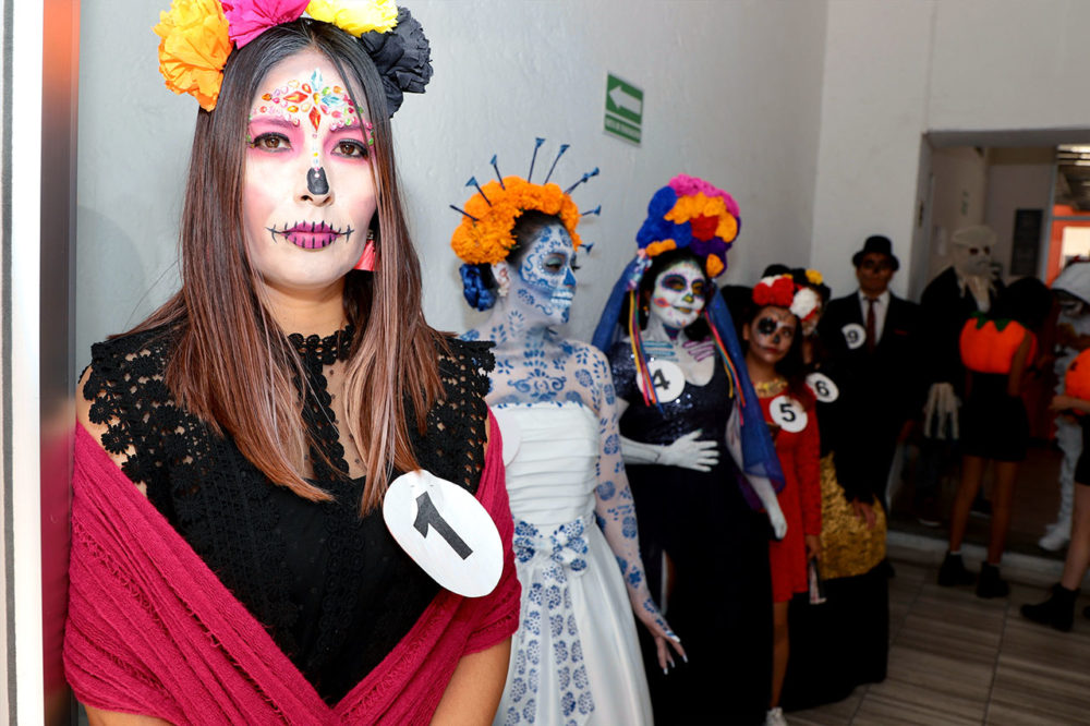 Refuerza SEDIF Puebla tradición de Día de Muertos en los Centros de Capacitación
