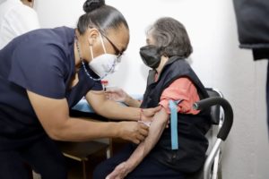 SMDIF Puebla ofrece pruebas gratuitas de hemoglobina en San Baltazar Campeche
