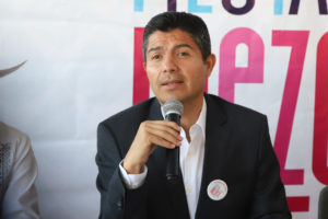 Eduardo Rivera pide disculpas a familiares de los ejecutados en Totimehuacan, tras polémicas declaraciones