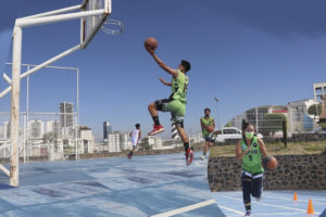 Ayuntamiento invita a población a formar parte de escuela de baloncesto