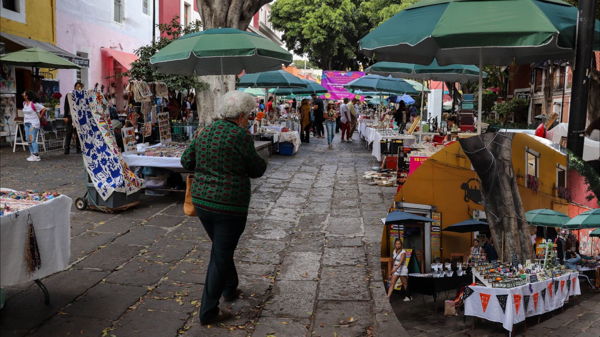 Mercados temporales continuarán en Puebla durante fines de semana