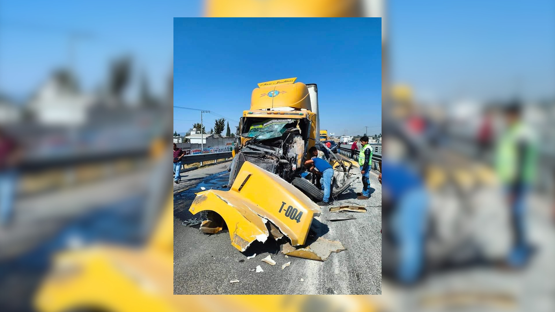 Múltiples vehículos colisionan en la autopista Puebla-Orizaba dejando heridos y caos vial