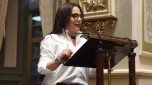 La diputada Karla Martínez propone limitar la reelección de alcaldes en Puebla