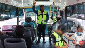 SMT de Puebla inspecciona unidades de transporte público para garantizar la seguridad de los usuarios