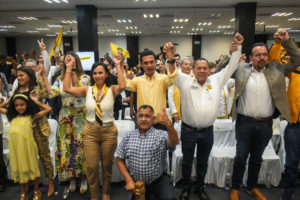 Durante encuentro de liderazgo del PRD ‘destapan’ a Carlos Martínez como aspirante a la gubernatura de Puebla