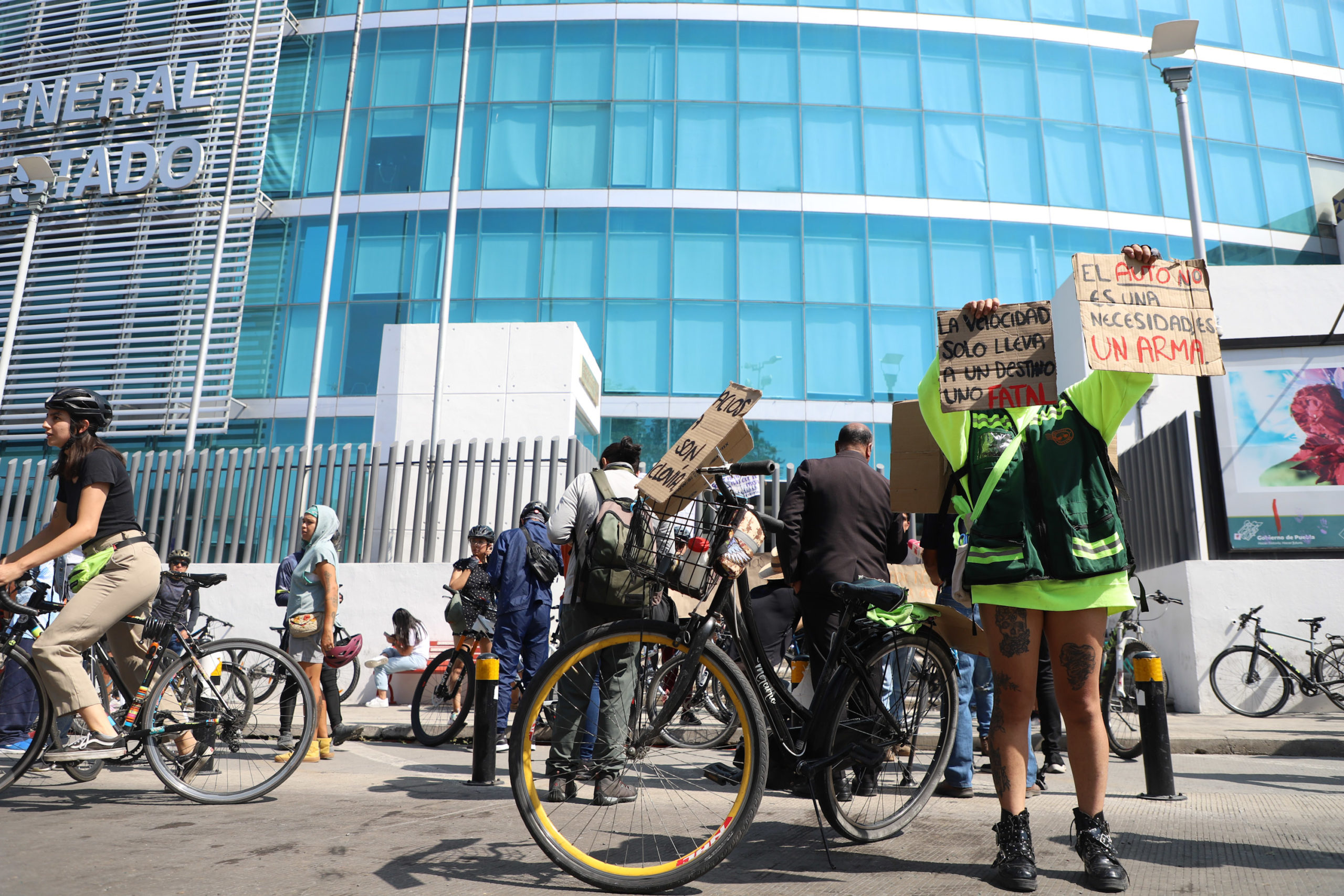 Ciclistas exigen justicia para Agustín, menor arrollado en la Vía Recreativa