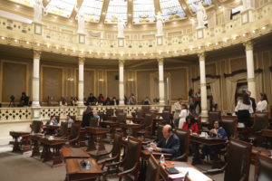 Diputados aprueban Ley de Imagen Institucional en Puebla ¡No habrá más colores partidistas!