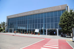 El Ejército Mexicano toma el control del Aeropuerto Internacional de Puebla, informa la Presidencia