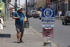 Robo de cuatro vehículos en estacionamiento del Centro Histórico de Puebla