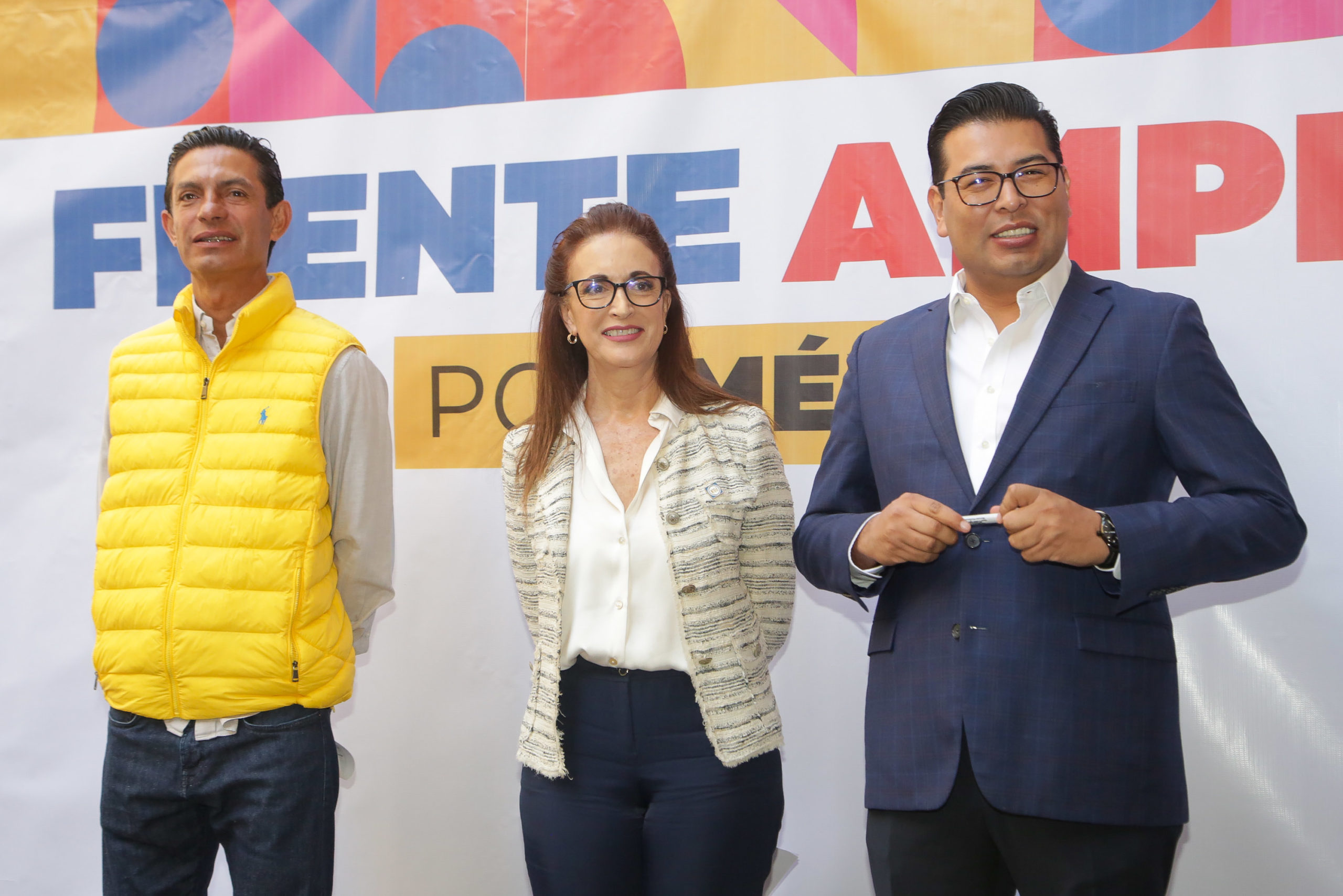 PAN, PRI y PRD Firman carta compromiso para construir Frente Amplio por Puebla