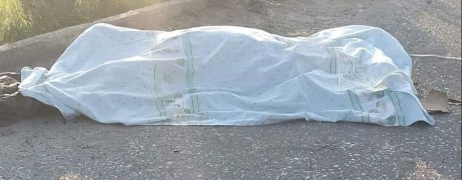 Hallan cuerpo sin vida envuelto en bolsas a un costado de la carretera federal a Tehuacán, en Acajete