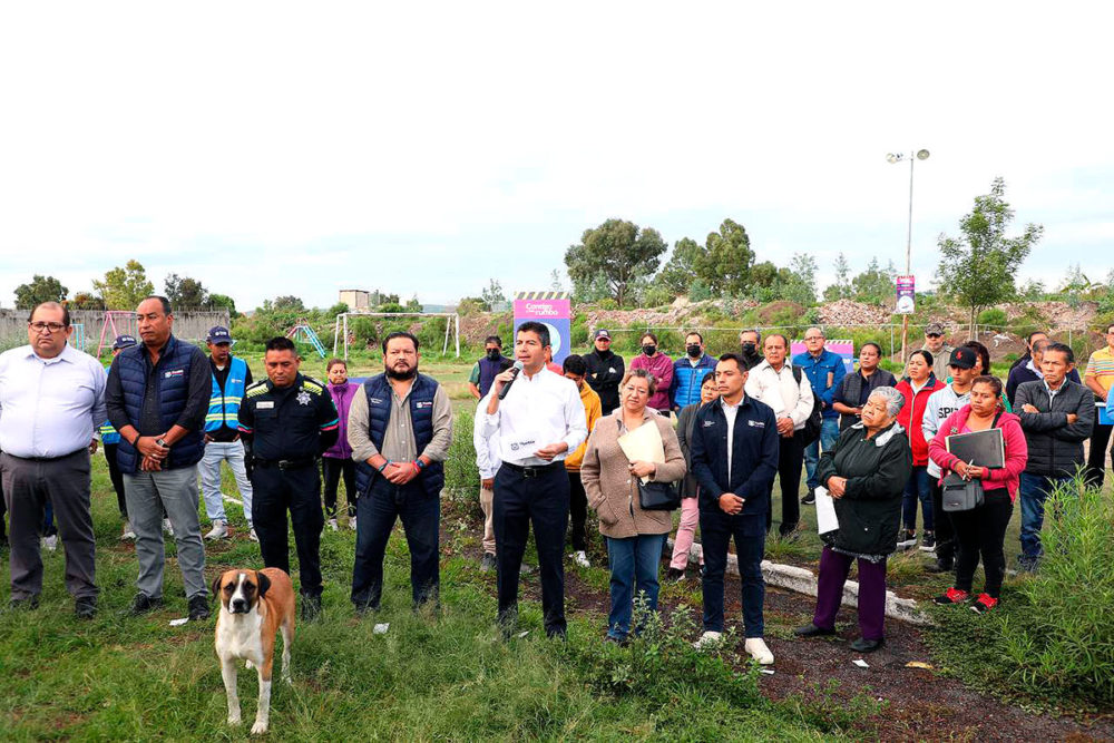 Ayuntamiento de Puebla comienza la rehabilitación de la cancha ‘El Cobre’ en San Francisco Totimehuacan