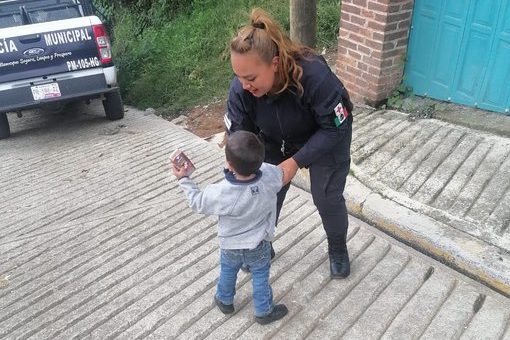 En Huauchinango; rescatan a un menor de edad que había sido atado al interior de su casa