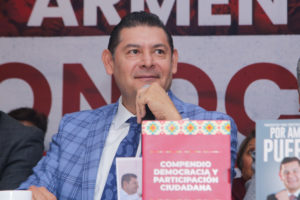 Armenta deja el Senado y va con todo