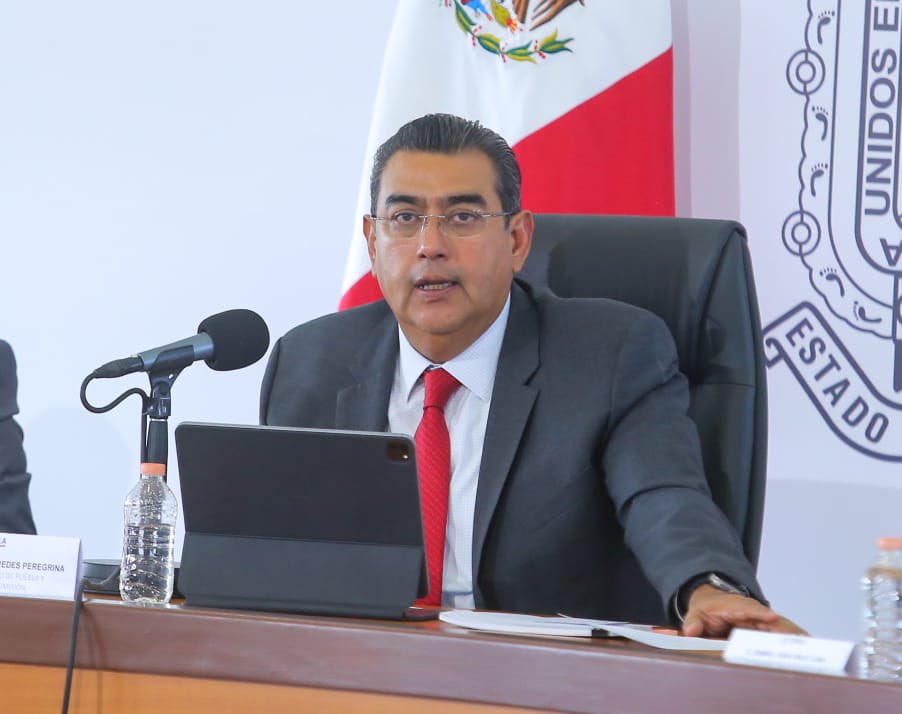 Gobernador Céspedes pide que se denuncie las concentraciones de migrantes