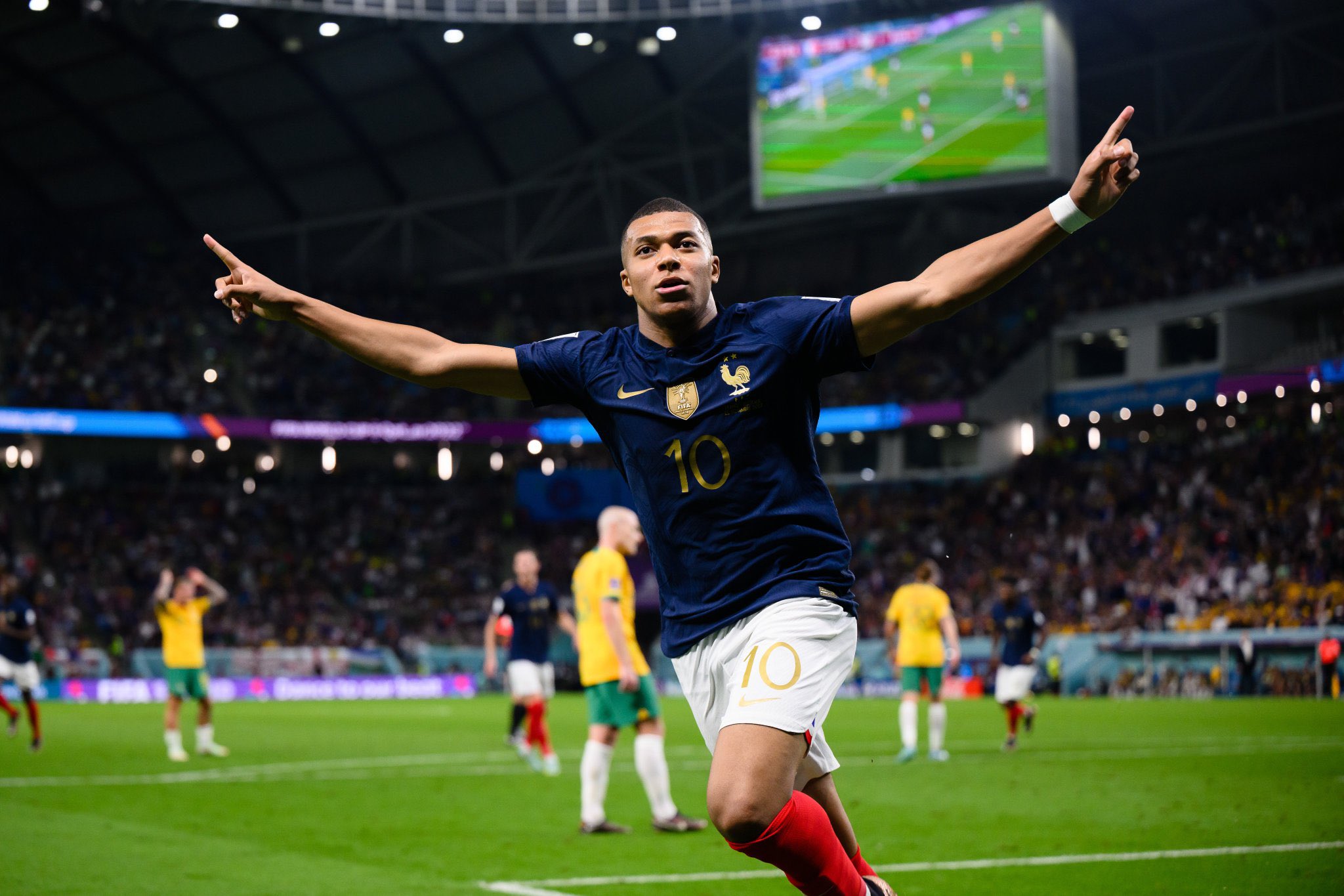 Oferta millonaria del Real Madrid para fichar a Kylian Mbappé sorprende al mundo del fútbol