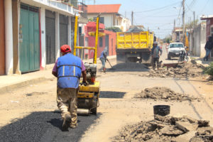 Con la finalidad de evitar robos, empresas que trabajan en obras del Centro Histórico diariamente se llevan el material