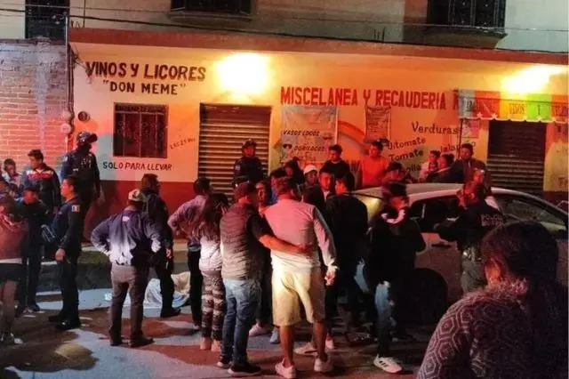 Atacan a balazos a una pareja en Moyotzingo; el hombre perdió la vida y su pareja resulto heridas