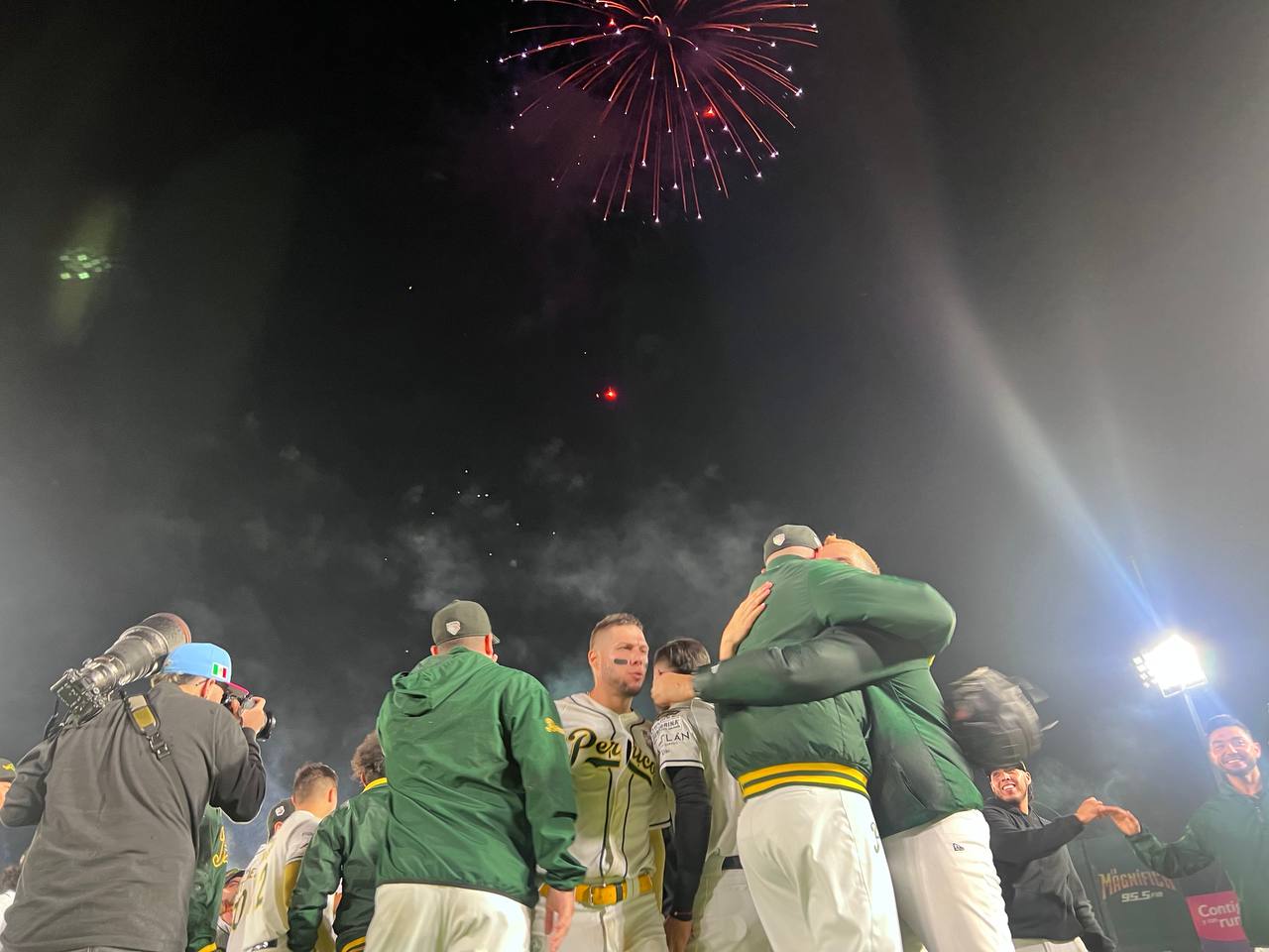 Leo Germán despierta y los Pericos de Puebla se ponen a un triunfo del campeonato de la LMB