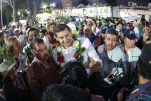 En Tecamachalco recibieron al senador Armenta con los brazos abiertos