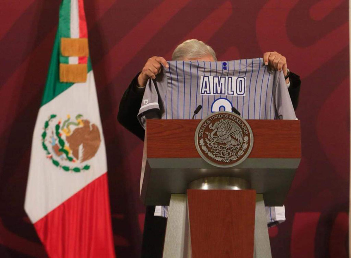 AMLO reconoce a imagen televisión por su gran difusión al rey de los deportes