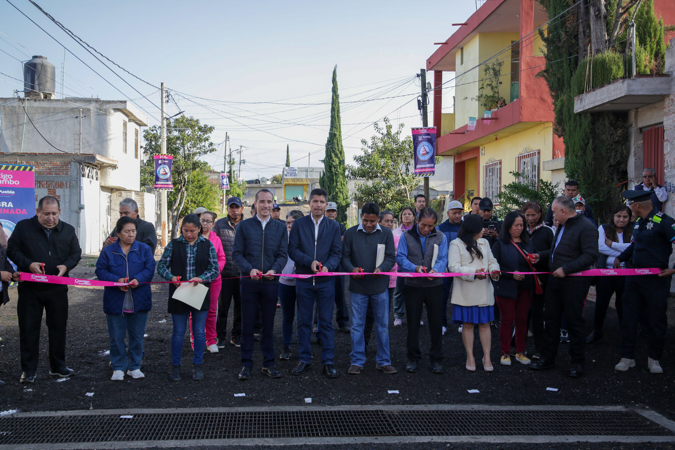 Ayuntamiento de Puebla realiza la entrega de la construcción de la red pluvial en Santa Catarina