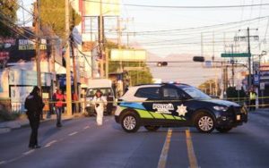 Matan a hombre en condiciones de calle por arrojar piedras a los automóviles