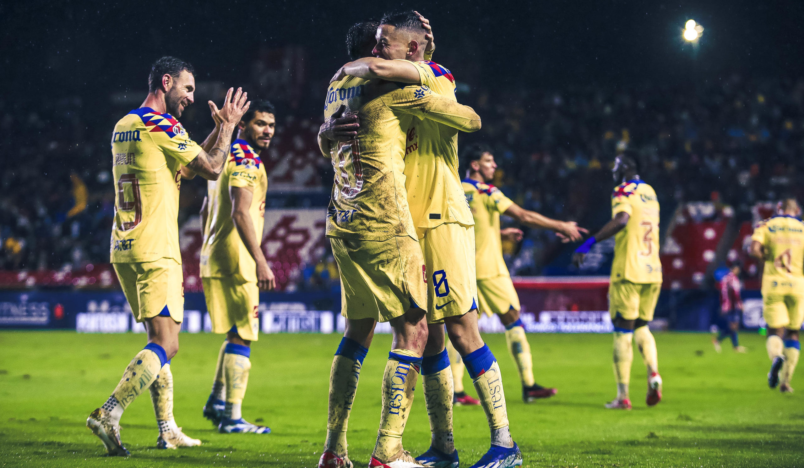 El América aplastó al Atlético San Luis y prácticamente selló su boleto a la final de la Liga MX