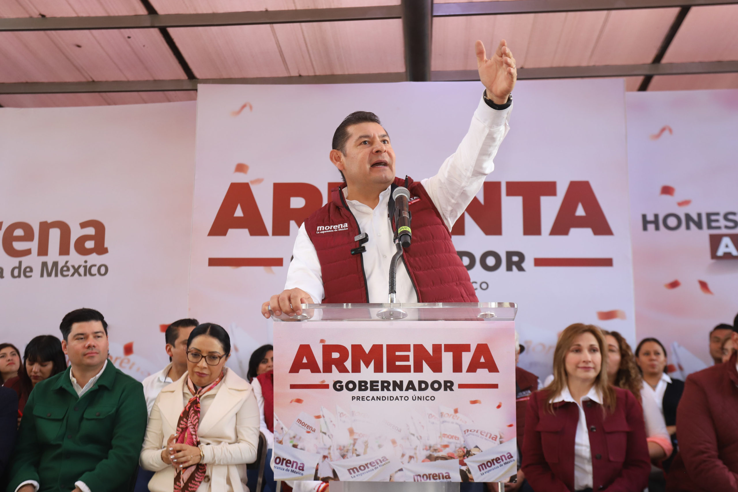 Alejandro Armenta encabeza la encuesta de Massive Caller rumbo a la gubernatura de Puebla