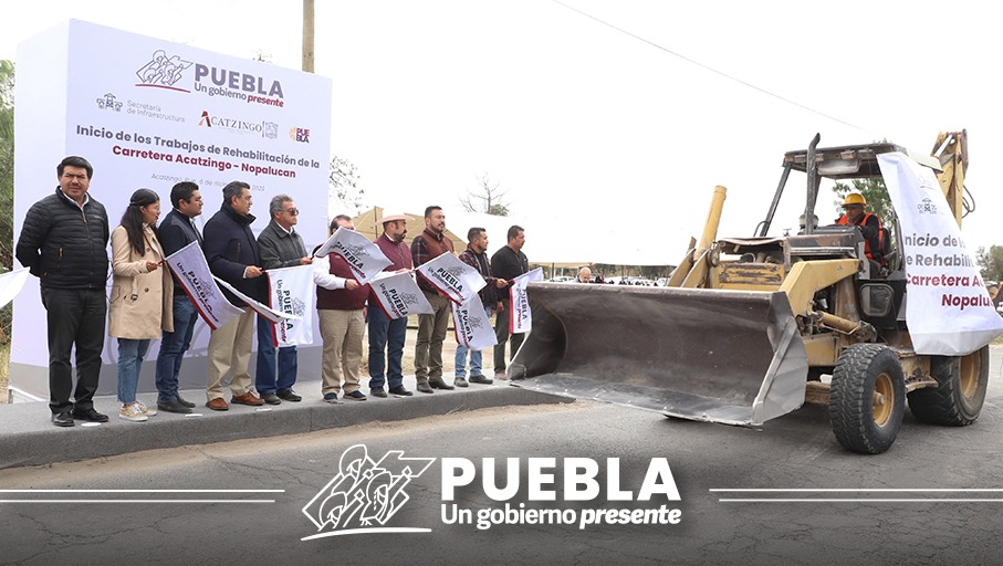 Ayuntamiento de Acatzingo y habitantes reciben certificados de pozos y obra hídrica