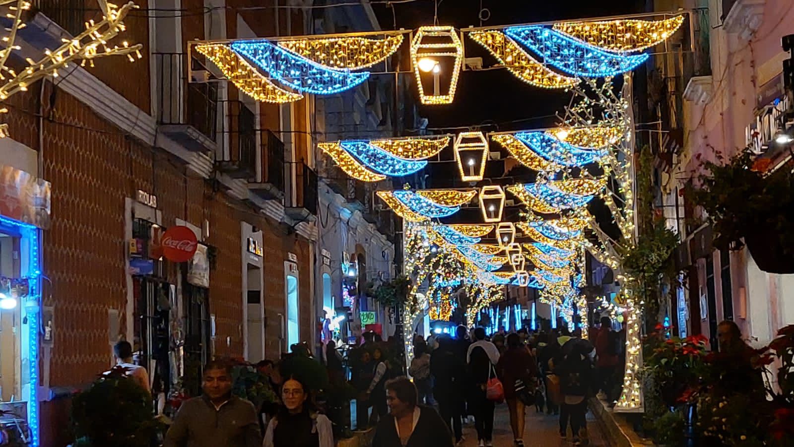 En una semana Atlixco ha recibido más de 100 mil visitantes para recorrer la Villa Iluminada