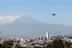 Trasladan a peregrinos arrollados mediante vía aérea de la CDMX a Puebla para recibir atención médica