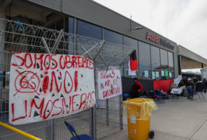 Trabajadores rechazan el aumento del siete por ciento y Audi seguirá en huelga