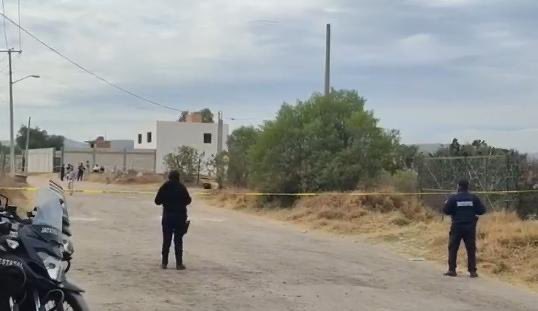 Localizan cuerpo desmembrado junto a un mensaje al interior de tres maletas en San Francisco Totimehuacan