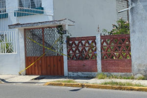 Localizan a un hombre sin vida y en estado de descomposición en domicilio de Granjas del Sur