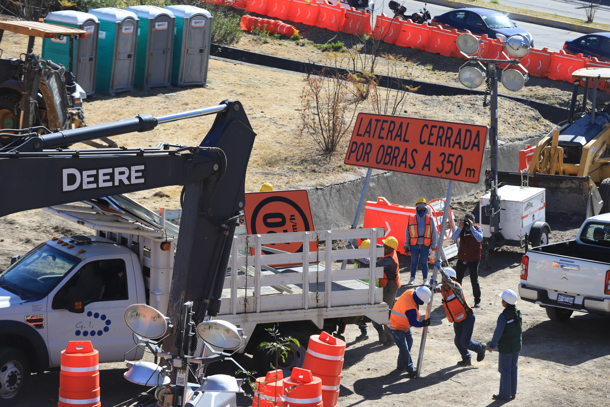 Se implementaran cierres en Atlixcáyotl-Periférico por construcción de Distribuidor Vial