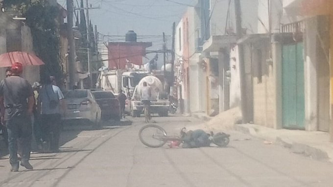 Hombre es ejecutado en las calles de Santa Ana Xalmimilulco