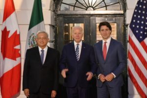 AMLO amaga con asistir a la Cumbre de Norteamérica en Canadá si no  existe un ‘trato respetuoso’