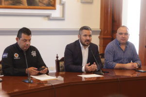 Gobierno municipal ha removido 11 toneladas de ceniza en un total de 493 kilómetros de avenidas