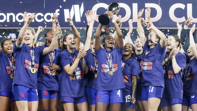 Con un gol en los últimos minutos, Estados Unidos vence a Brasil y se queda con la Copa Oro Femenil