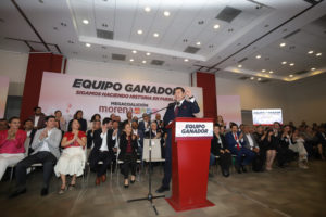 Alejandro Armenta presenta a su equipo de campaña en busca de la gubernatura de Puebla