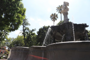 Restauración exitosa en la Fuente de San Miguel: El equipo de mantenimiento del CH logra reparar los daños