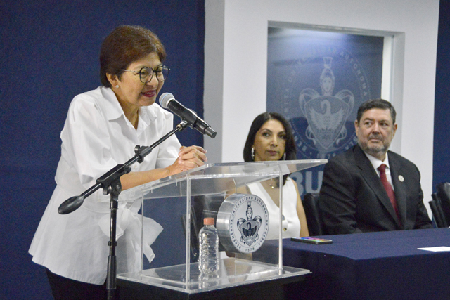 Reconoce la Rectora Lilia Cedillo calidad y calidez en la atención que brinda la Facultad de Estomatología