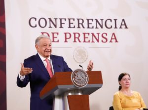 AMLO promete ‘nada por la fuerza’ contra Ecuador